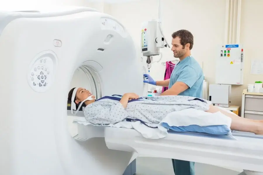 CT/CAT Scan<br />
